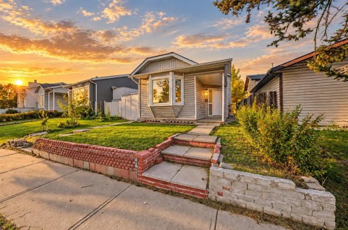 310 Castleridge Drive Ne, Calgary, AB 