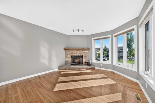 200 Downey Place, Okotoks, AB 