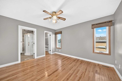 200 Downey Place, Okotoks, AB 
