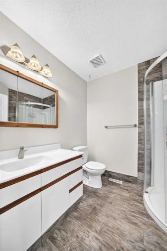 200 Downey Place, Okotoks, AB 