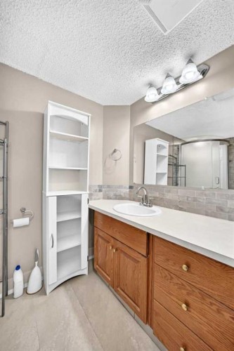 200 Downey Place, Okotoks, AB 