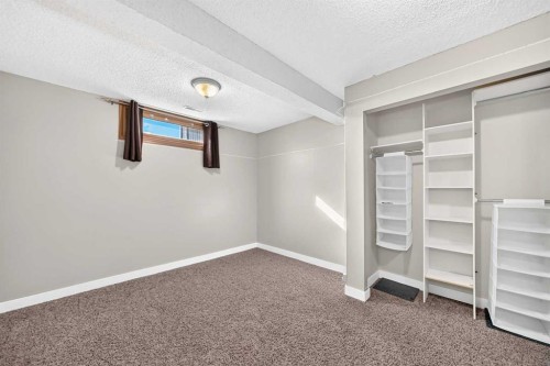 200 Downey Place, Okotoks, AB 