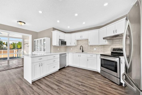 200 Downey Place, Okotoks, AB 