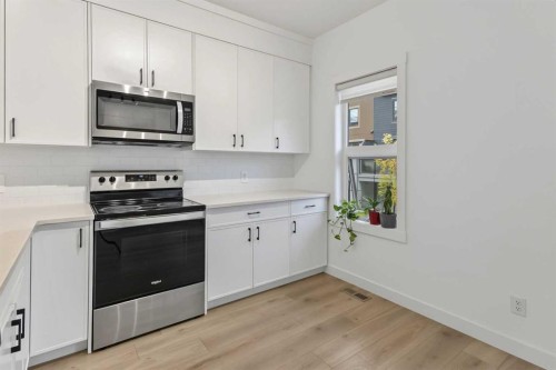 244 Livingston Common Ne, Calgary, AB 