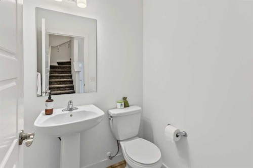 244 Livingston Common Ne, Calgary, AB 