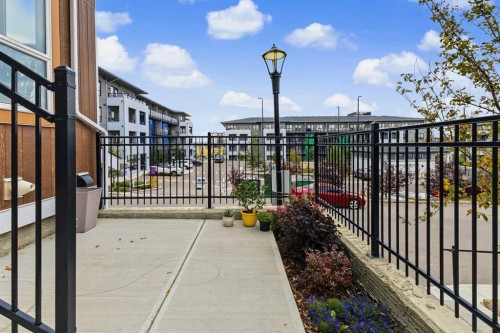 244 Livingston Common Ne, Calgary, AB 