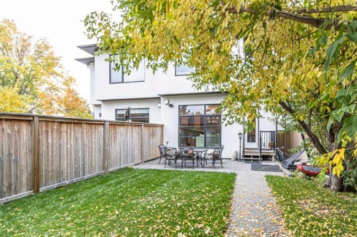 1912 23 Avenue Nw, Calgary, AB 