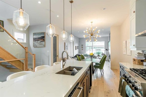 1912 23 Avenue Nw, Calgary, AB 