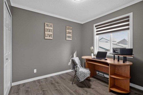 34 Mt Aberdeen Link Se, Calgary, AB 