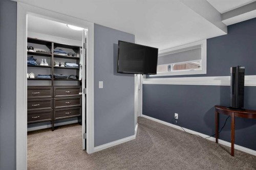 34 Mt Aberdeen Link Se, Calgary, AB 