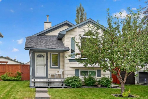 34 Mt Aberdeen Link Se, Calgary, AB 