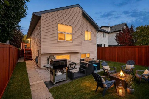 34 Mt Aberdeen Link Se, Calgary, AB 