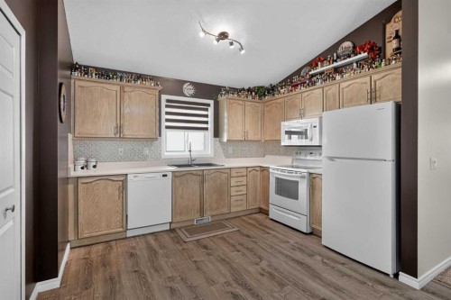 34 Mt Aberdeen Link Se, Calgary, AB 