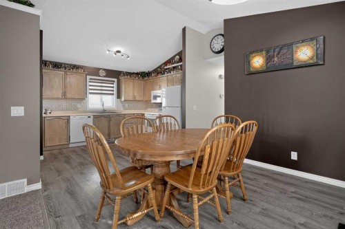 34 Mt Aberdeen Link Se, Calgary, AB 