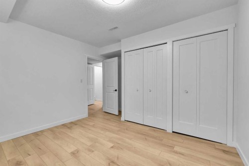 3820 14 Avenue Se, Calgary, AB 