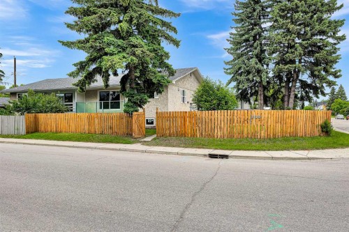3820 14 Avenue Se, Calgary, AB 