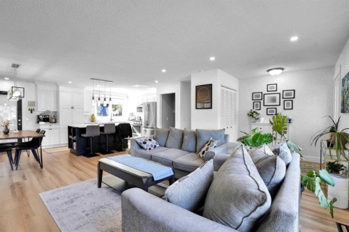 500 Queen Charlotte Road Se, Calgary, AB 