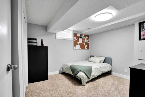 500 Queen Charlotte Road Se, Calgary, AB 