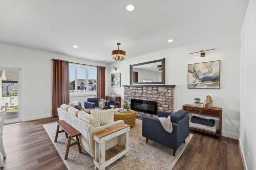 38 Viceroy Crescent, Olds, AB 