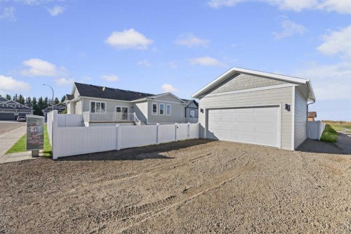 38 Viceroy Crescent, Olds, AB 