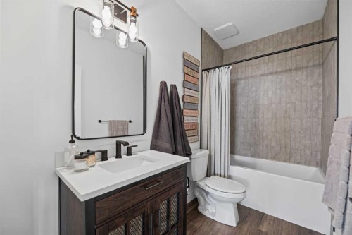 38 Viceroy Crescent, Olds, AB 