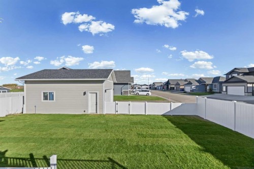 38 Viceroy Crescent, Olds, AB 