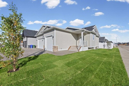 38 Viceroy Crescent, Olds, AB 