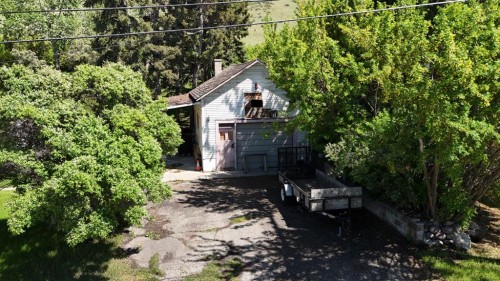 328 Third Street West, Cochrane, AB 