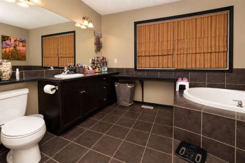 58 Copperleaf Terrace Se, Calgary, AB 