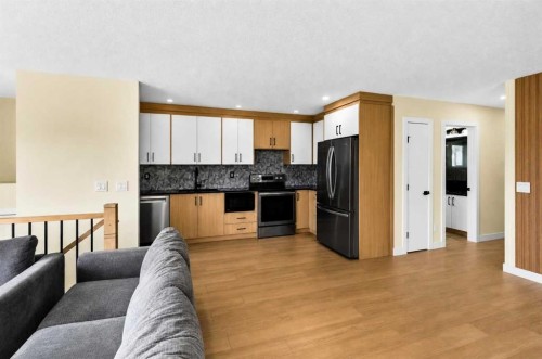 8079 Laguna Way Ne, Calgary, AB 