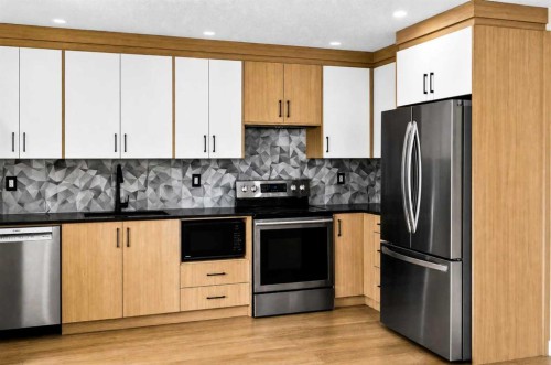 8079 Laguna Way Ne, Calgary, AB 