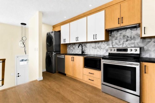 8079 Laguna Way Ne, Calgary, AB 