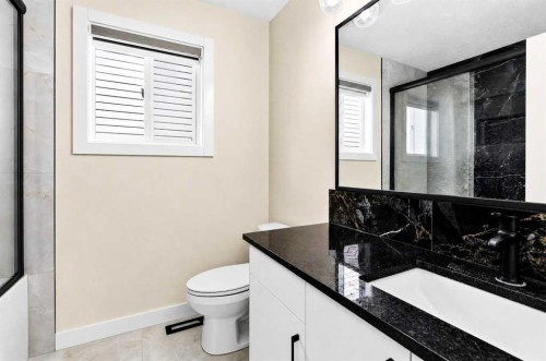 8079 Laguna Way Ne, Calgary, AB 