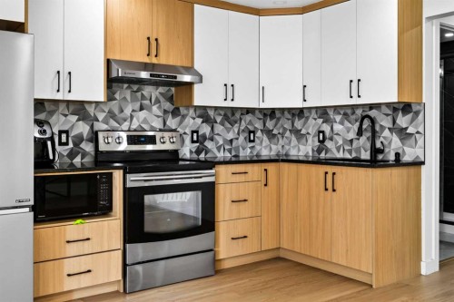 8079 Laguna Way Ne, Calgary, AB 
