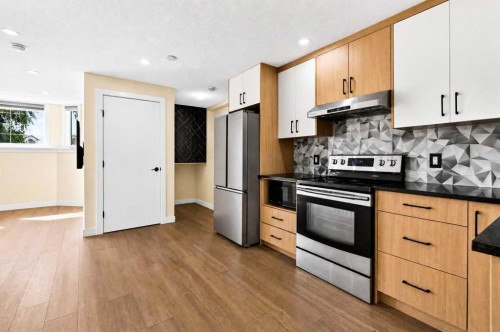 8079 Laguna Way Ne, Calgary, AB 