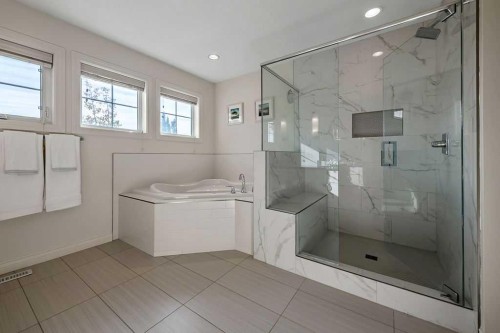 21 Ascot Crescent Sw, Calgary, AB 
