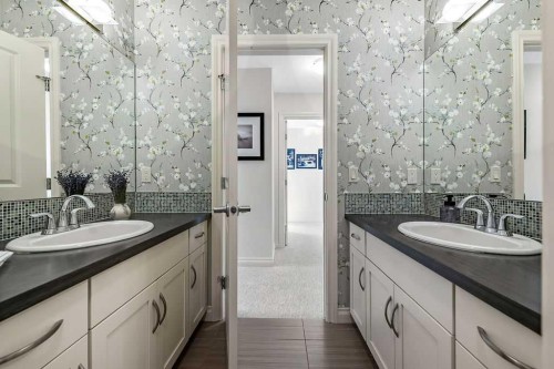 21 Ascot Crescent Sw, Calgary, AB 