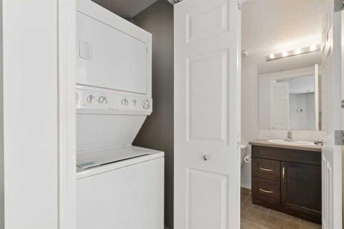 2106-43 Country Village Lane Ne, Calgary, AB 