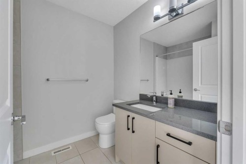 159 Waterford Heights, Chestermere, AB 