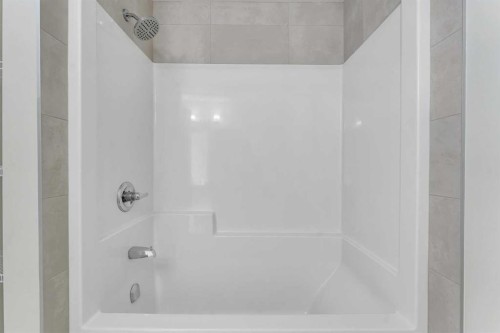 159 Waterford Heights, Chestermere, AB 