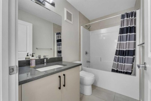159 Waterford Heights, Chestermere, AB 