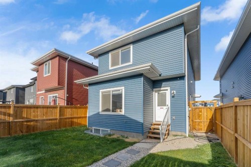 159 Waterford Heights, Chestermere, AB 