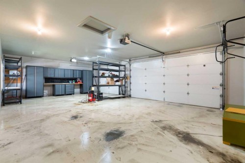 720 33A Street Nw, Calgary, AB 