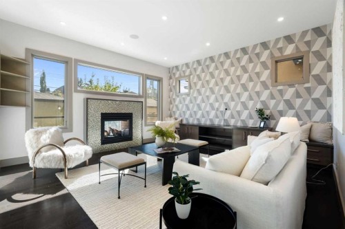 720 33A Street Nw, Calgary, AB 
