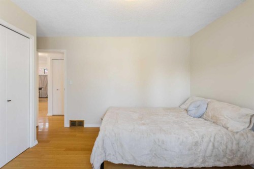 6907 6 Street Sw, Calgary, AB 