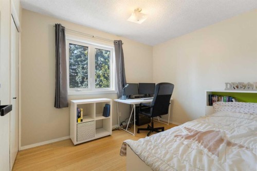 6907 6 Street Sw, Calgary, AB 
