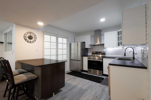 6907 6 Street Sw, Calgary, AB 