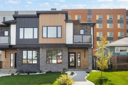 119 42 Avenue NE Calgary, AB T2E 2N5