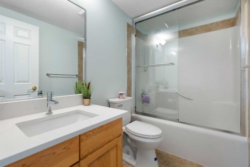 1-2031 26 Avenue Sw, Calgary, AB 