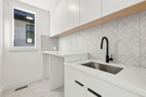 2026 36 Street Sw, Calgary, AB 